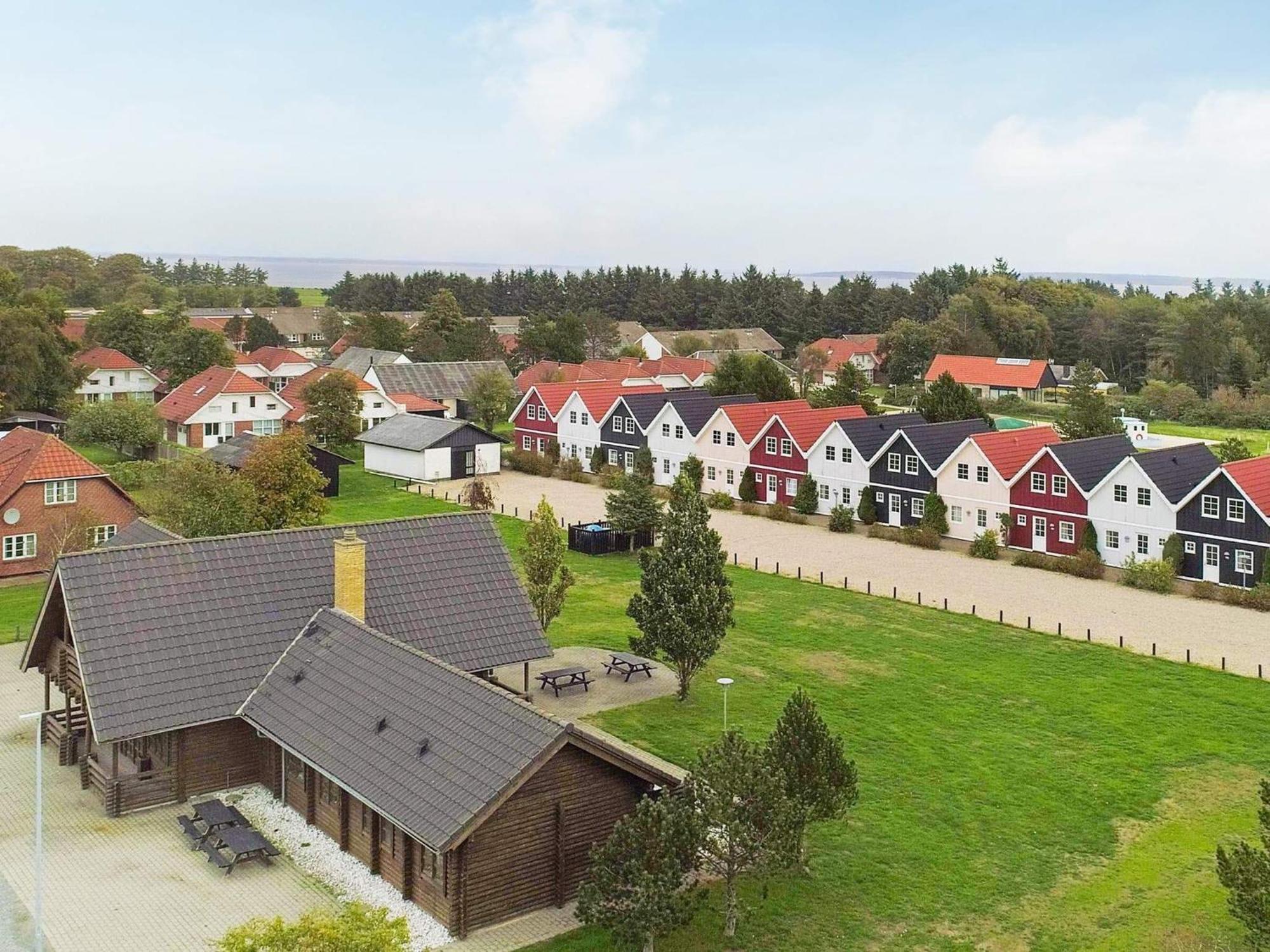 10 Person Holiday Home On A Holiday Park Blåvand Екстериор снимка